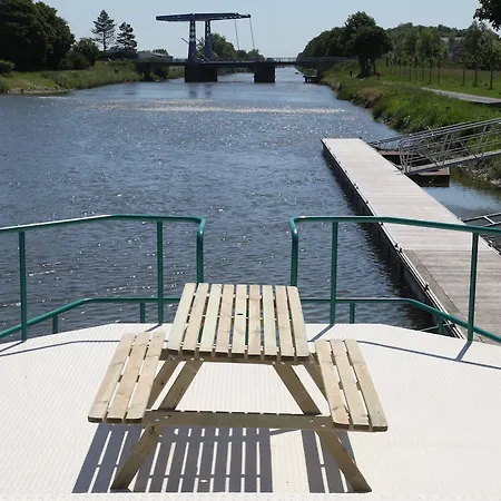 Ботель Fluvial De La Baie De Somme Le Lihoury *